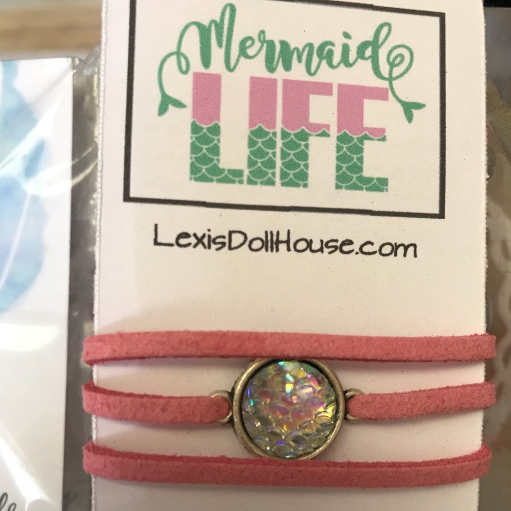 Mermaid choker